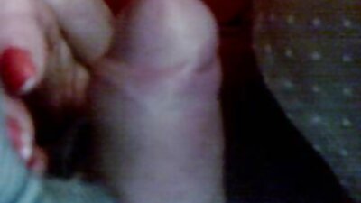 Ein schönes russisches frauentausch sex filme Mädchen mit einem Kuss.