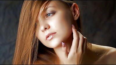 Die Masseuse fickt nach einem erotischen Kuss eine kostenlose deutsche sex filme russische Muschi.