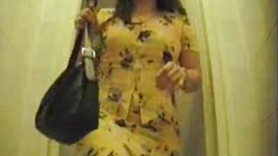 Natalie machte ein paar erotische Fotos, und dann kam ein Typ und küsste ihre Muschi deutsche pornofilme privat